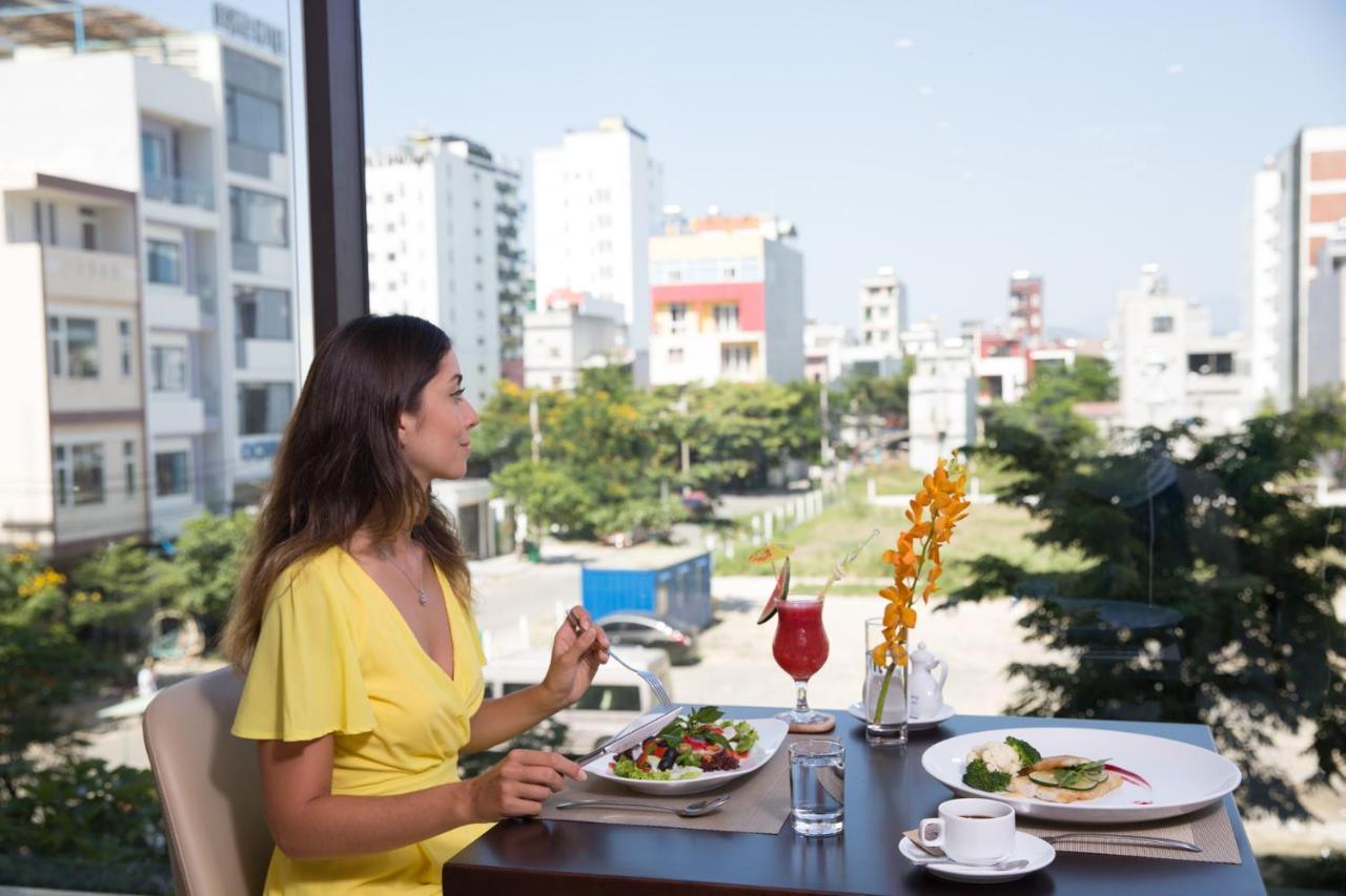 Golden Line Hotel Danang Kültér fotó
